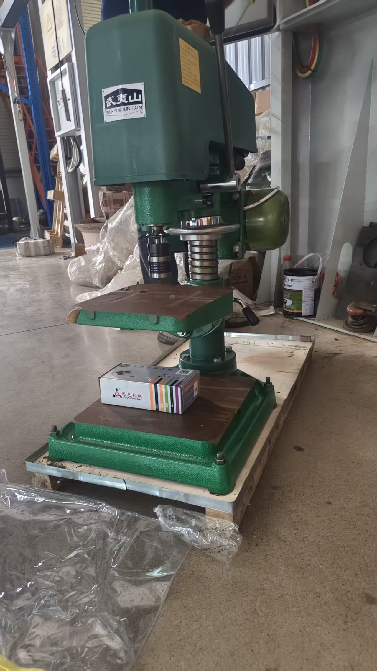 感谢福建xx门窗有限公司惠购武夷山攻丝机S4116